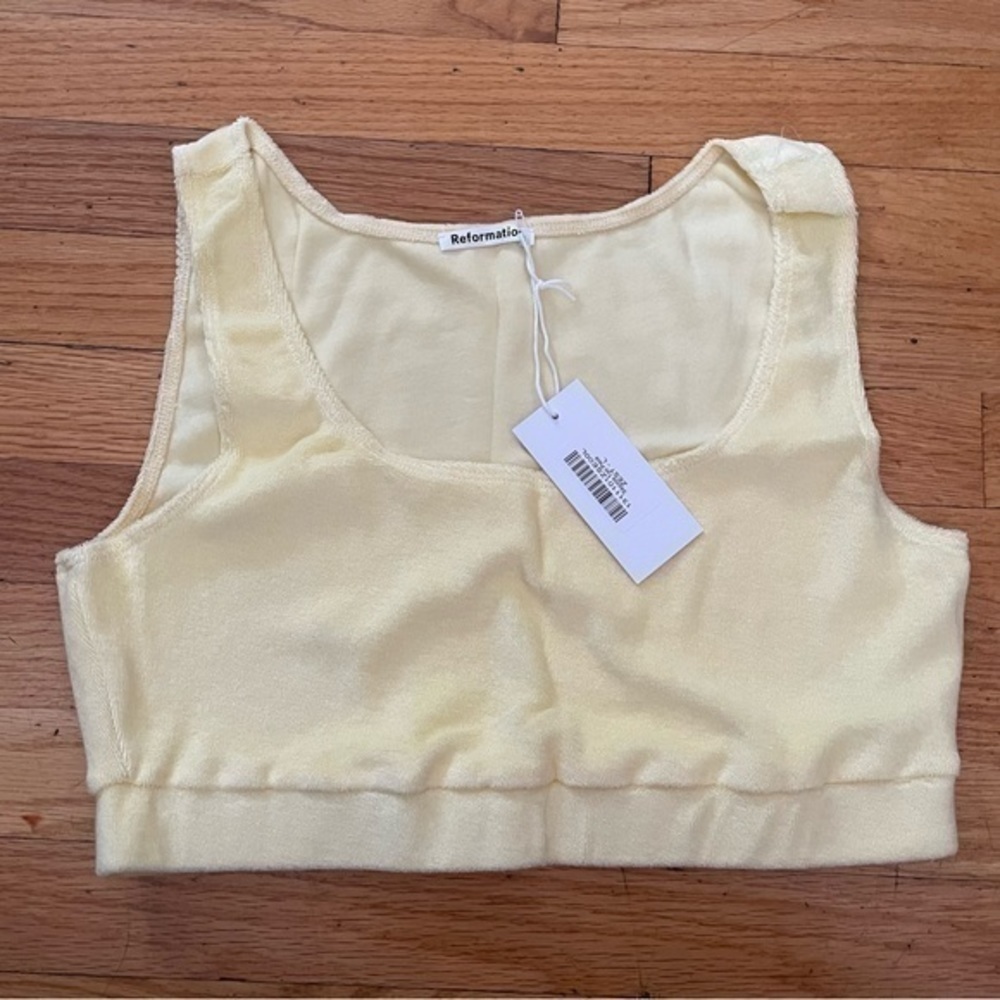 Reformation Two Piece Set Size Large - Picture 2 of 10